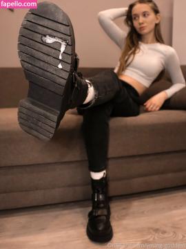 young-goddess / younggoddessofficial Nude Leaks OnlyFans - Fapello — photo 283 of 361