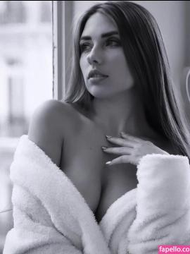 Niemira / _niemiraofficial_ Nude Leaks OnlyFans - Fapello — photo 143 of 2119