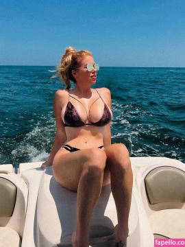 Elizabeth Ostrander / elizabetho / elizabethoceans Nude Leaks OnlyFans - Fapello — photo 969 of 1487