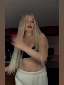 Ava Max / avamax / plharleyquinn Nude Leaks OnlyFans - Fapello — photo 15 of 2745