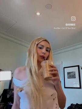 Ava Max / avamax / plharleyquinn Nude Leaks OnlyFans - Fapello — photo 139 of 2745