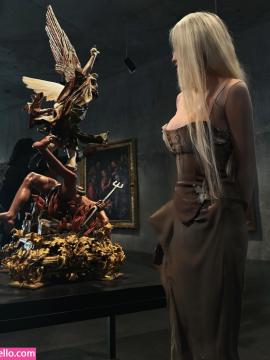 Ava Max / avamax / plharleyquinn Nude Leaks OnlyFans - Fapello — photo 149 of 2745