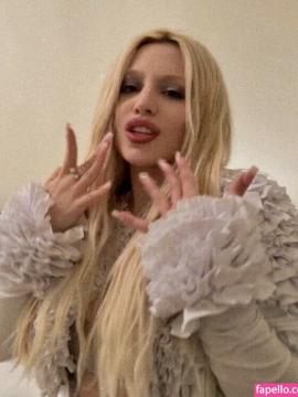 Ava Max / avamax / plharleyquinn Nude Leaks OnlyFans - Fapello — photo 221 of 2745