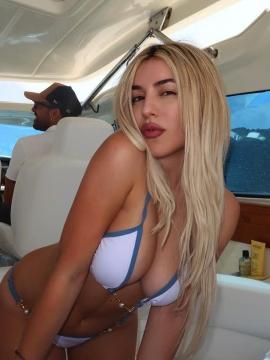 Ava Max / avamax / plharleyquinn Nude Leaks OnlyFans - Fapello — photo 295 of 2745