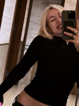 Ava Max / avamax / plharleyquinn Nude Leaks OnlyFans - Fapello — photo 300 of 2745