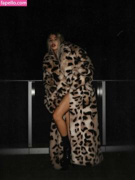 Ava Max / avamax / plharleyquinn Nude Leaks OnlyFans - Fapello — photo 330 of 2745
