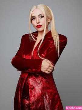 Ava Max / avamax / plharleyquinn Nude Leaks OnlyFans - Fapello — photo 339 of 2745