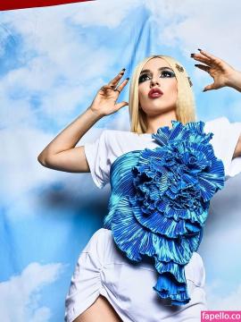Ava Max / avamax / plharleyquinn Nude Leaks OnlyFans - Fapello — photo 355 of 2745