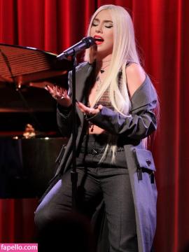 Ava Max / avamax / plharleyquinn Nude Leaks OnlyFans - Fapello — photo 441 of 2745