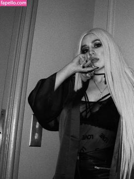 Ava Max / avamax / plharleyquinn Nude Leaks OnlyFans - Fapello — photo 457 of 2745