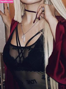 Ava Max / avamax / plharleyquinn Nude Leaks OnlyFans - Fapello — photo 458 of 2745