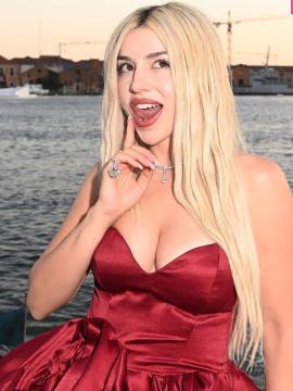 Ava Max / avamax / plharleyquinn Nude Leaks OnlyFans - Fapello — photo 637 of 2745