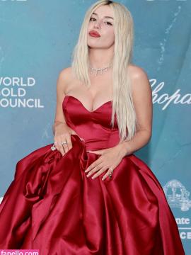 Ava Max / avamax / plharleyquinn Nude Leaks OnlyFans - Fapello — photo 642 of 2745