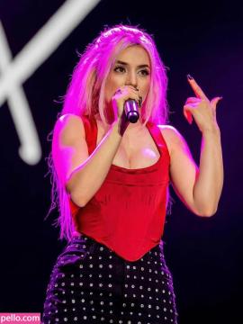 Ava Max / avamax / plharleyquinn Nude Leaks OnlyFans - Fapello — photo 727 of 2745