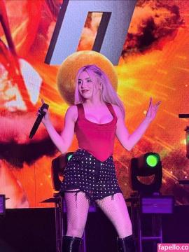 Ava Max / avamax / plharleyquinn Nude Leaks OnlyFans - Fapello — photo 731 of 2745