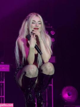 Ava Max / avamax / plharleyquinn Nude Leaks OnlyFans - Fapello — photo 740 of 2745