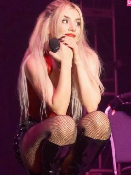 Ava Max / avamax / plharleyquinn Nude Leaks OnlyFans - Fapello — photo 744 of 2745