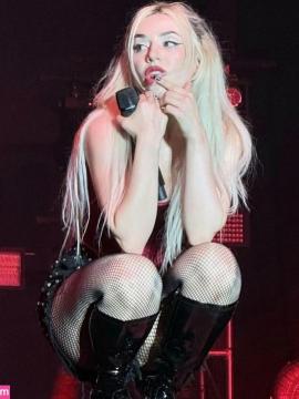 Ava Max / avamax / plharleyquinn Nude Leaks OnlyFans - Fapello — photo 745 of 2745