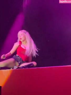Ava Max / avamax / plharleyquinn Nude Leaks OnlyFans - Fapello — photo 746 of 2745