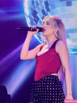 Ava Max / avamax / plharleyquinn Nude Leaks OnlyFans - Fapello — photo 754 of 2745
