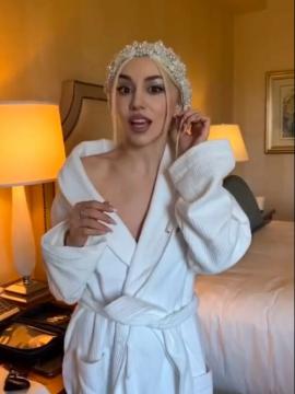 Ava Max / avamax / plharleyquinn Nude Leaks OnlyFans - Fapello — photo 763 of 2745