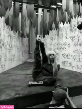 Ava Max / avamax / plharleyquinn Nude Leaks OnlyFans - Fapello — photo 784 of 2745