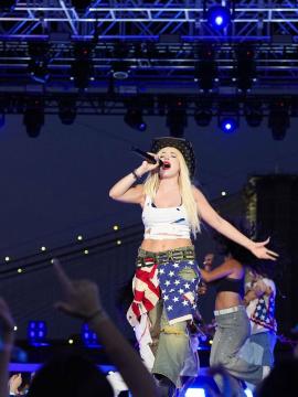 Ava Max / avamax / plharleyquinn Nude Leaks OnlyFans - Fapello — photo 827 of 2745
