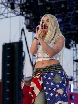 Ava Max / avamax / plharleyquinn Nude Leaks OnlyFans - Fapello — photo 829 of 2745