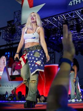 Ava Max / avamax / plharleyquinn Nude Leaks OnlyFans - Fapello — photo 833 of 2745