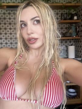 Ava Max / avamax / plharleyquinn Nude Leaks OnlyFans - Fapello — photo 840 of 2745