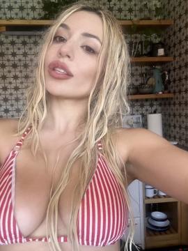 Ava Max / avamax / plharleyquinn Nude Leaks OnlyFans - Fapello — photo 841 of 2745