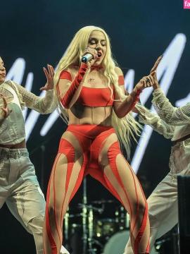 Ava Max / avamax / plharleyquinn Nude Leaks OnlyFans - Fapello — photo 956 of 2745