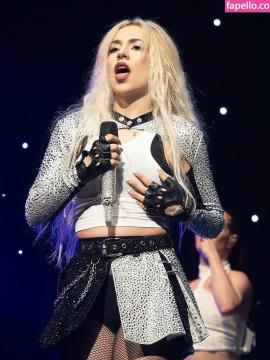 Ava Max / avamax / plharleyquinn Nude Leaks OnlyFans - Fapello — photo 990 of 2745