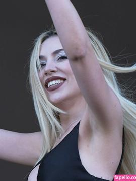 Ava Max / avamax / plharleyquinn Nude Leaks OnlyFans - Fapello — photo 998 of 2745