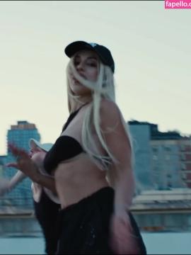 Ava Max / avamax / plharleyquinn Nude Leaks OnlyFans - Fapello — photo 1028 of 2745