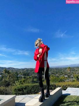 Ava Max / avamax / plharleyquinn Nude Leaks OnlyFans - Fapello — photo 1068 of 2745