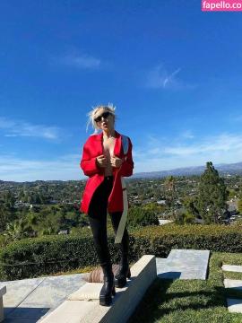 Ava Max / avamax / plharleyquinn Nude Leaks OnlyFans - Fapello — photo 1070 of 2745