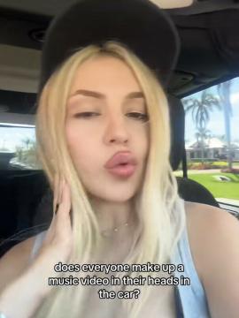 Ava Max / avamax / plharleyquinn Nude Leaks OnlyFans - Fapello — photo 1093 of 2745