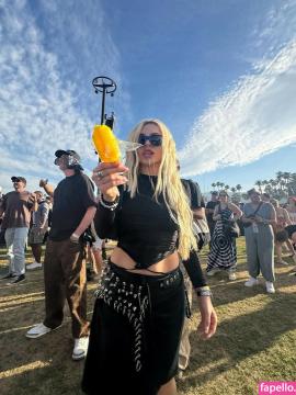 Ava Max / avamax / plharleyquinn Nude Leaks OnlyFans - Fapello — photo 1132 of 2745