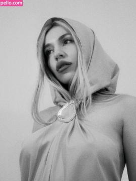 Ava Max / avamax / plharleyquinn Nude Leaks OnlyFans - Fapello — photo 1210 of 2745