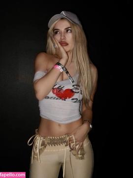 Ava Max / avamax / plharleyquinn Nude Leaks OnlyFans - Fapello — photo 1297 of 2745
