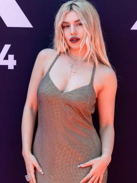 Ava Max / avamax / plharleyquinn Nude Leaks OnlyFans - Fapello — photo 1329 of 2745