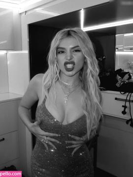 Ava Max / avamax / plharleyquinn Nude Leaks OnlyFans - Fapello — photo 1346 of 2745
