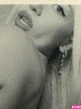Ava Max / avamax / plharleyquinn Nude Leaks OnlyFans - Fapello — photo 1399 of 2745
