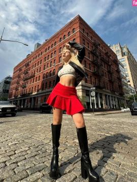 Ava Max / avamax / plharleyquinn Nude Leaks OnlyFans - Fapello — photo 1438 of 2745