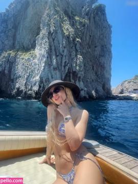 Ava Max / avamax / plharleyquinn Nude Leaks OnlyFans - Fapello — photo 1613 of 2745