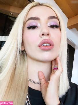 Ava Max / avamax / plharleyquinn Nude Leaks OnlyFans - Fapello — photo 1686 of 2745
