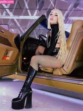 Ava Max / avamax / plharleyquinn Nude Leaks OnlyFans - Fapello — photo 1718 of 2745