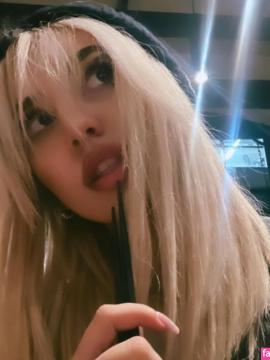 Ava Max / avamax / plharleyquinn Nude Leaks OnlyFans - Fapello — photo 1793 of 2745