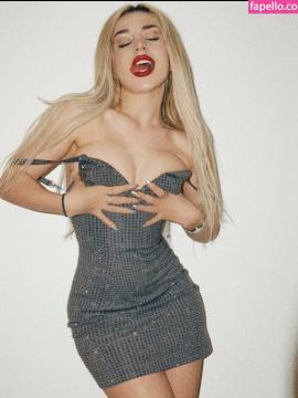Ava Max / avamax / plharleyquinn Nude Leaks OnlyFans - Fapello — photo 1900 of 2745